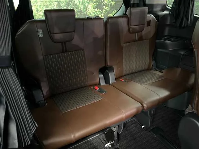 Toyota Noah 2023 — миниатюра 4