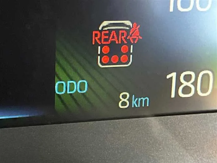 Toyota Voxy 2026 — миниатюра 3