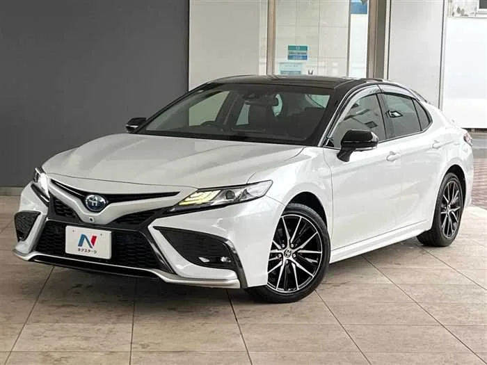 Toyota Camry 2023 — фото 1, купить с доставкой в Москву