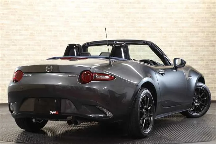 Mazda Roadster 2022 — миниатюра 2