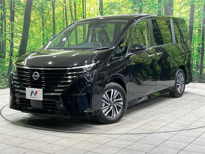 Nissan Serena 2025 — фото 1, купить с доставкой в Москву