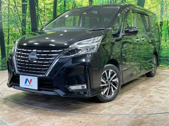 Nissan Serena 2022 — фото 1, купить с доставкой в Москву