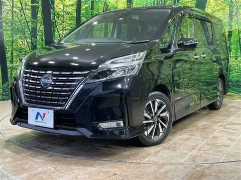 Nissan Serena 2022 купить в Москве