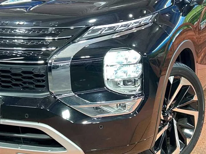 Mitsubishi OUTLANDER PHEV 2022 — миниатюра 5