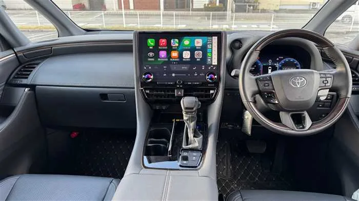Toyota Alphard Z 2024 — миниатюра 5