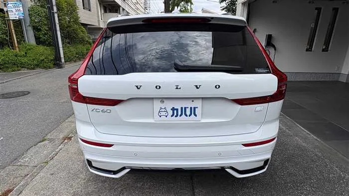 Volvo XC60 T6 AWD 2024 — миниатюра 4
