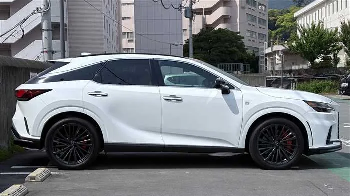 Lexus RX 350 F 4WD 2025 — миниатюра 3