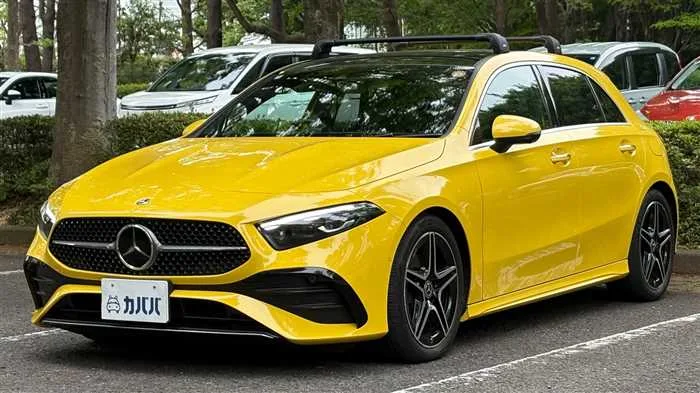 Mercedes-Benz A-Class A200d AMG 2024 — фото 1, купить с доставкой в Москву