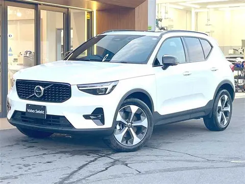 Volvo XC40 2025 купить в Москве