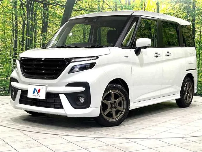 Suzuki Solio Bandit 2023 — фото 1, купить с доставкой в Москву