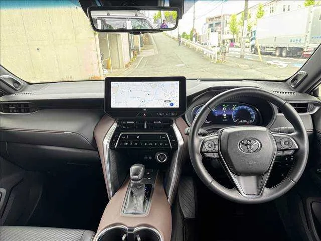 Toyota Harrier Hybrid Z Leather Package 2023 — миниатюра 2
