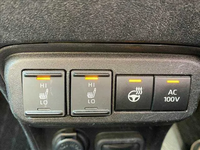Toyota Sienta HV-Z 2023 — миниатюра 5
