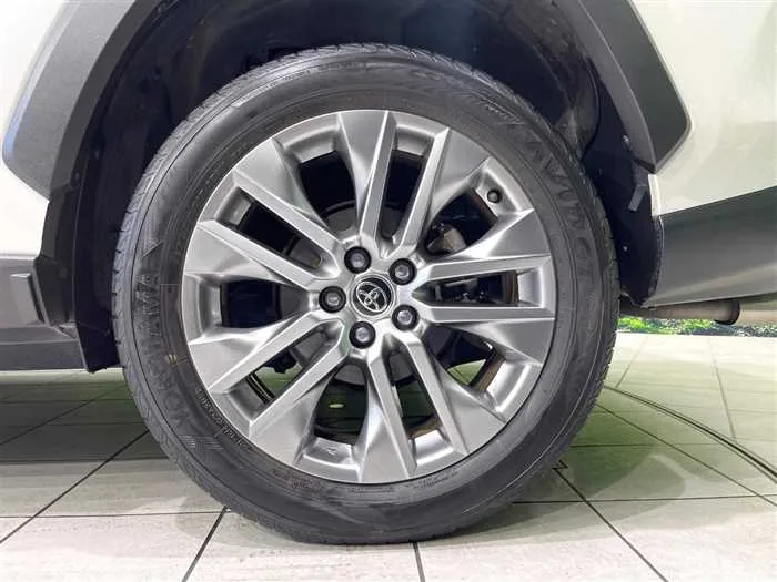 Toyota RAV4 2022 — миниатюра 2
