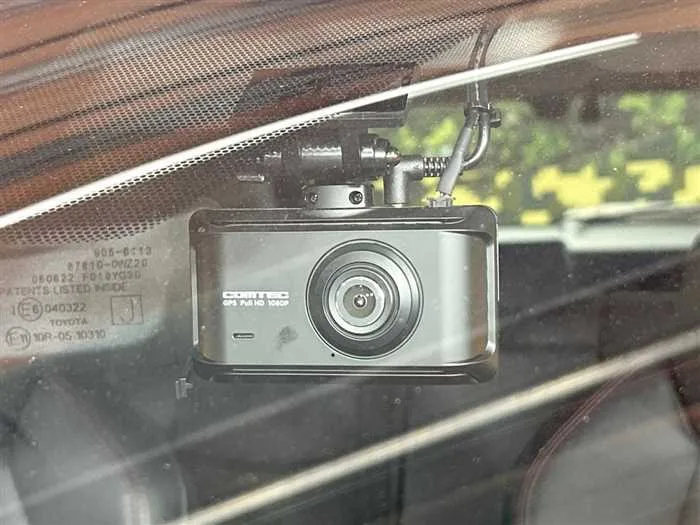 Toyota RAV4 2022 — миниатюра 2