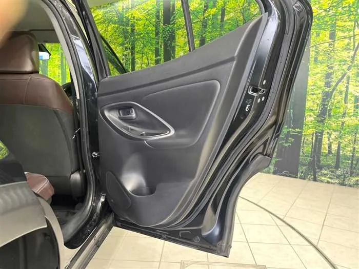 Toyota Yaris Cross 2022 — миниатюра 5