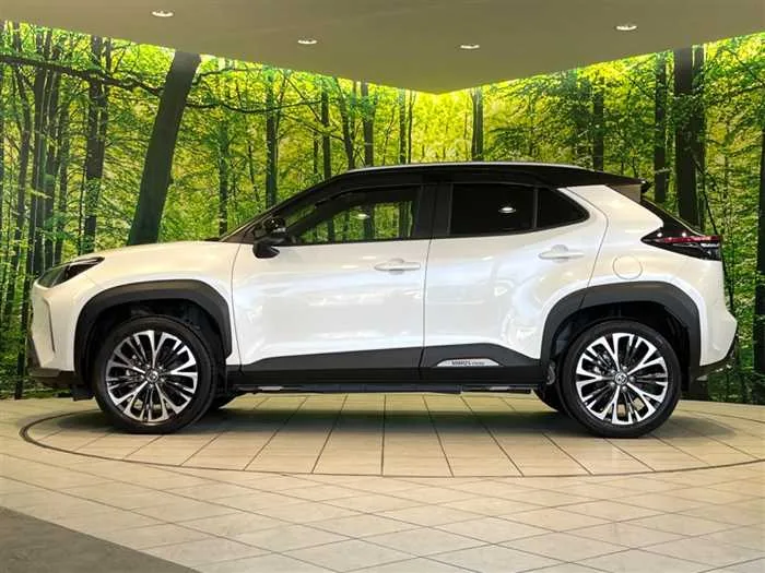 Toyota Yaris Cross 2023 — миниатюра 5