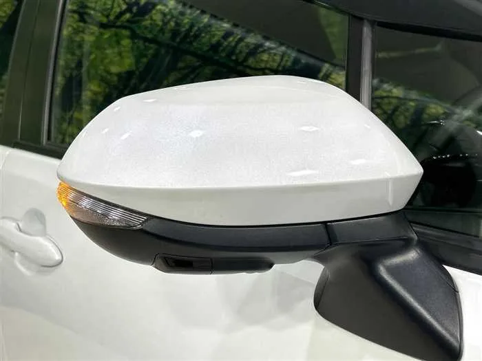 Toyota AQUA 2022 — миниатюра 2