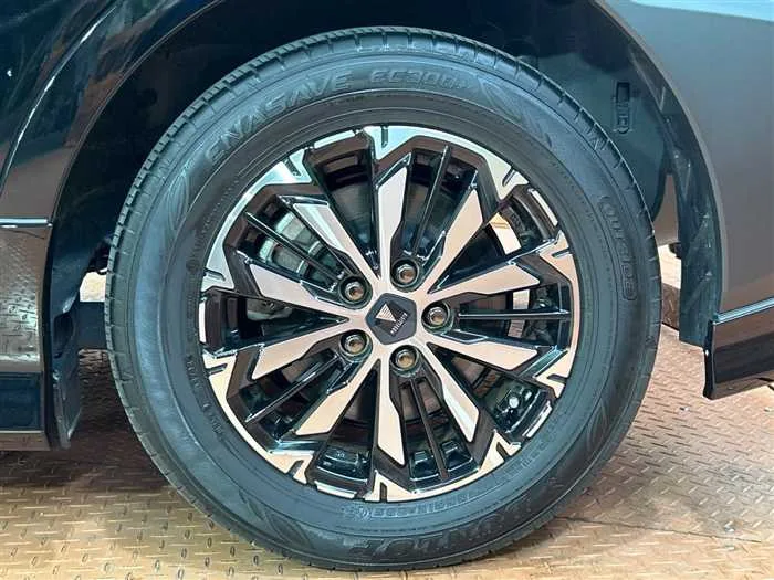 Toyota Sienta 2024 — миниатюра 5