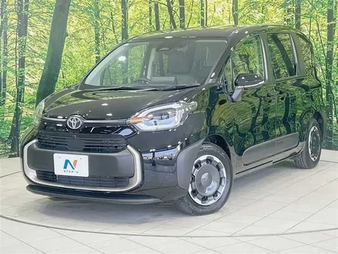 Toyota Sienta 2025 купить в Москве