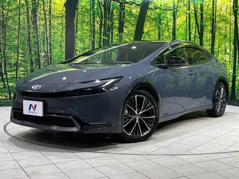 Toyota Prius 2024 купить в Москве