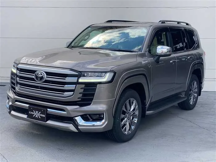 Toyota Land Cruiser 2026 — фото 1, купить с доставкой в Москву