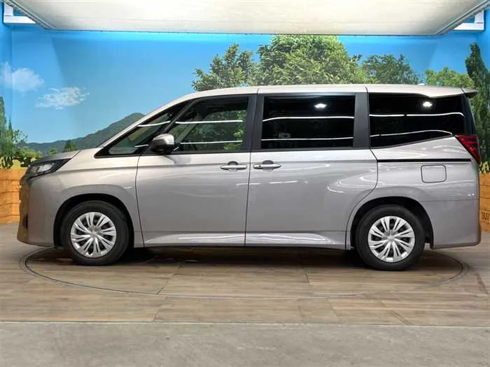 Toyota Noah 2023 — миниатюра 5