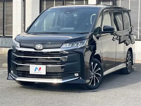 Toyota Noah 2024 купить в Москве