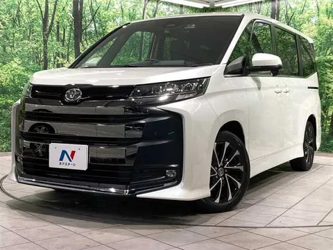 Toyota Noah 2025 купить в Москве