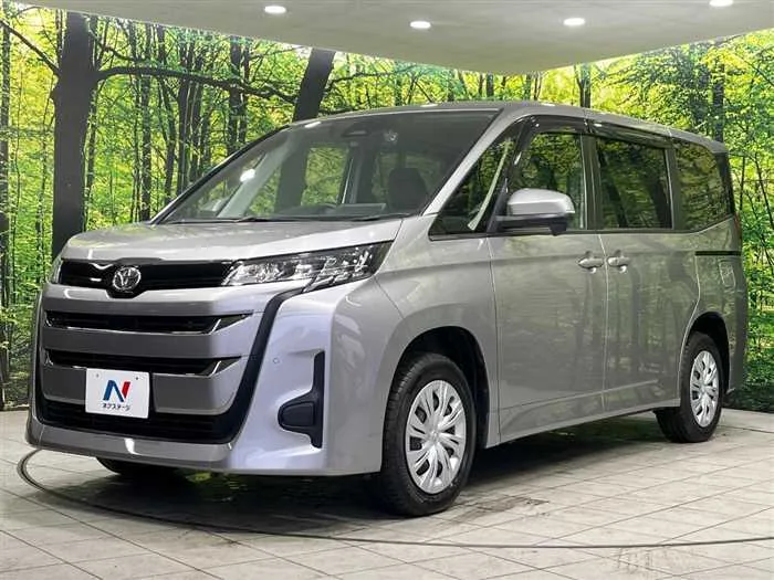 Toyota Noah 2022 — миниатюра 5