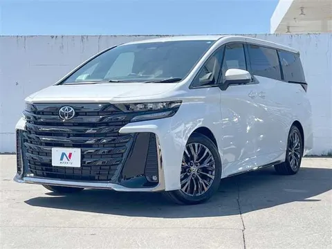 Toyota Vellfire 2024 купить в Москве