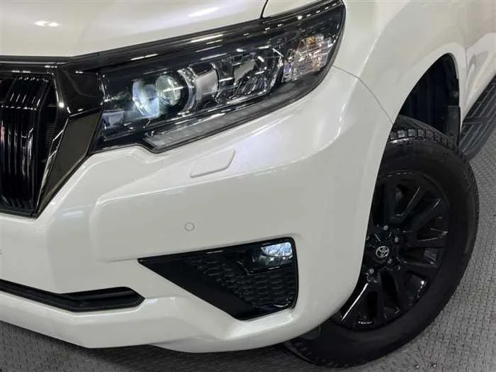 Toyota Land Cruiser Prado 2022 — миниатюра 3