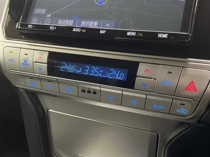 Toyota Land Cruiser Prado 2022 — миниатюра 5