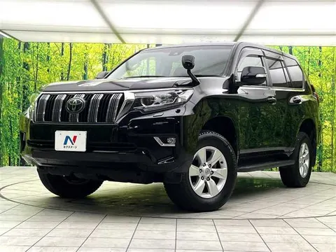 Toyota Land Cruiser Prado 2022 купить в Москве