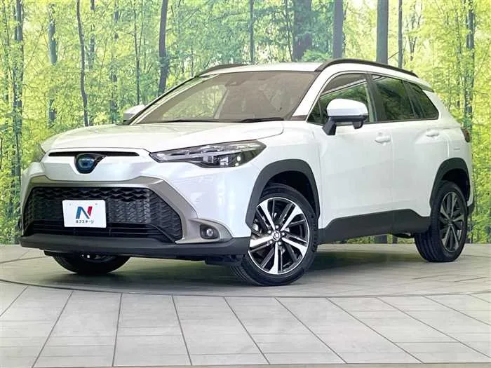 Toyota CorollaCross 2023 — фото 1, купить с доставкой в Москву