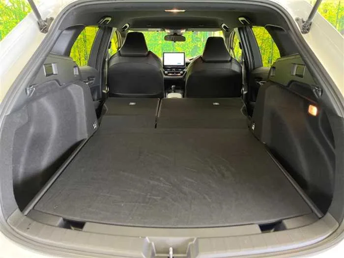 Toyota Corolla Sedan 2023 — миниатюра 5