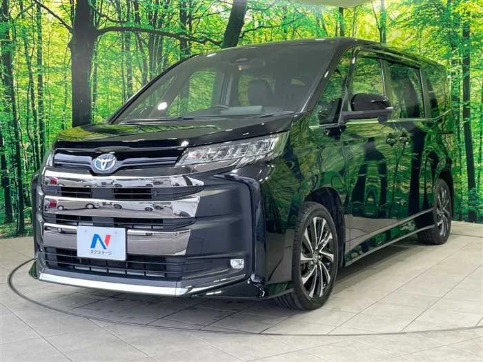Toyota Noah 2022 — миниатюра 5