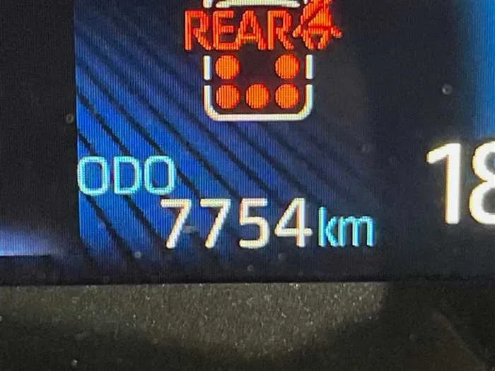 Toyota Noah 2023 — миниатюра 3