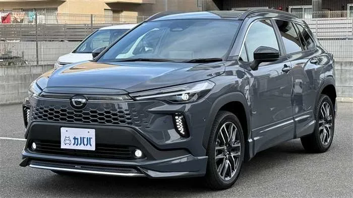 Toyota CorollaCross Z 2025 — фото 1, купить с доставкой в Москву