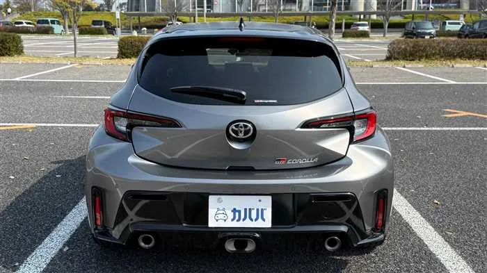 Toyota Corolla Sedan RZ 2023 — миниатюра 4