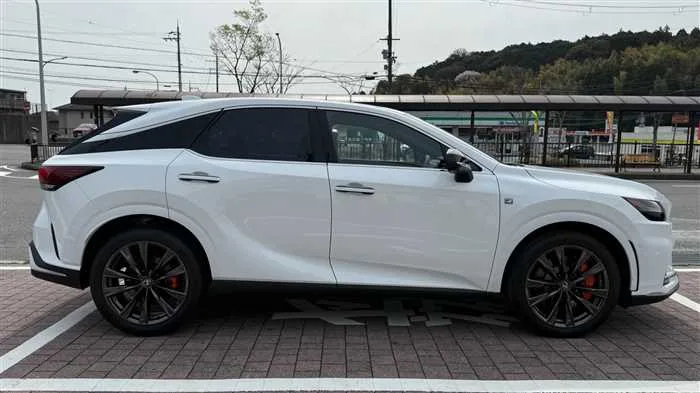 Lexus RX 350 F 4WD 2025 — миниатюра 3