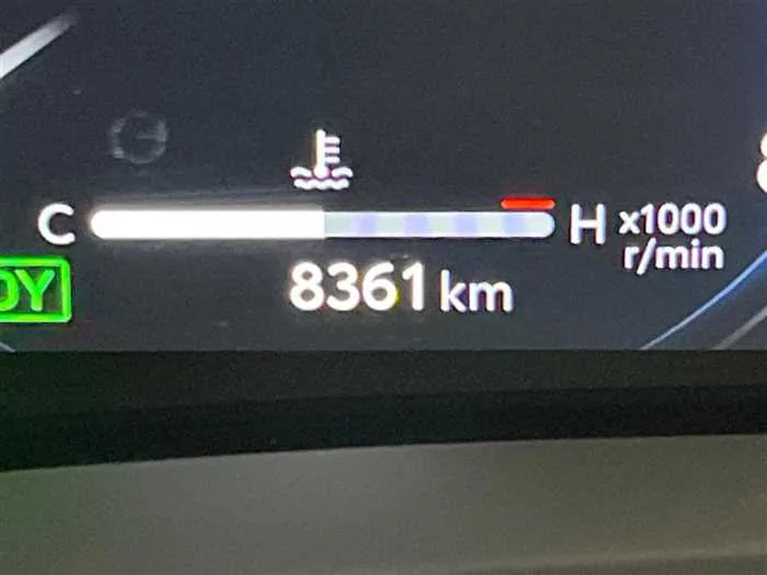 Toyota Alphard Hybrid 2023 — миниатюра 3