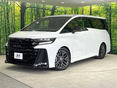 Toyota Vellfire 2024 купить в Москве
