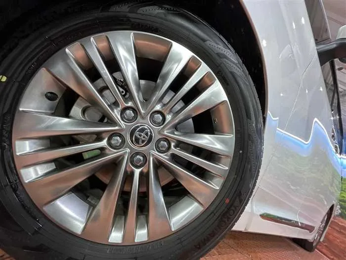Toyota Alphard Hybrid 2025 — миниатюра 5
