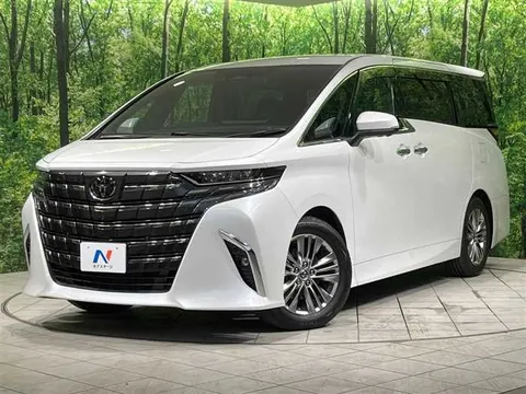 Toyota Alphard Hybrid 2025 buy in Moscow