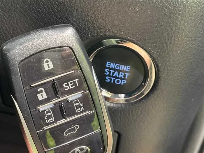 Toyota Alphard 2023 — миниатюра 5
