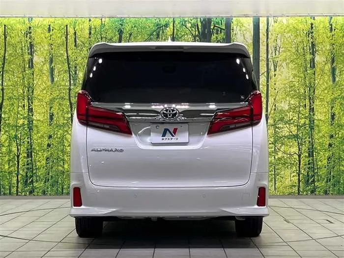 Toyota Alphard 2023 — миниатюра 5