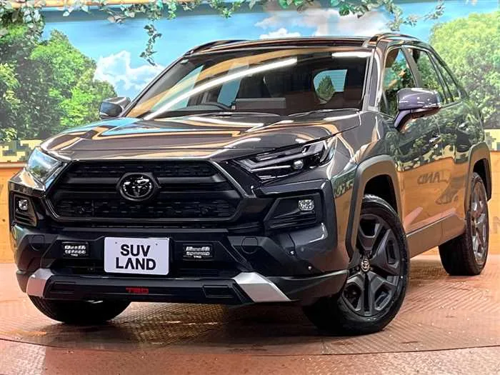 Toyota RAV4 2025 — фото 1, купить с доставкой в Москву