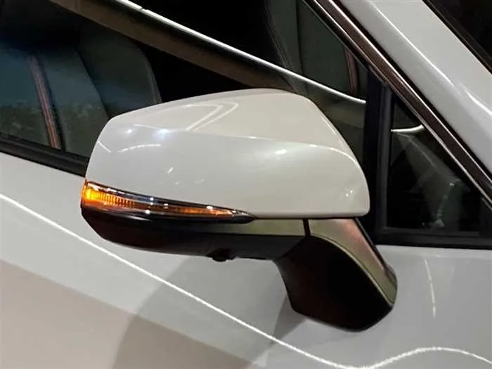 Toyota RAV4 2023 — миниатюра 5
