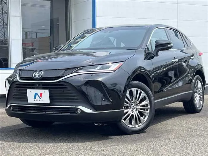 Toyota Harrier Hybrid 2023 — фото 1, купить с доставкой в Москву