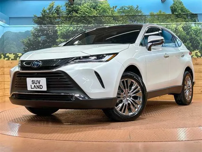 Toyota Harrier Hybrid 2024 — фото 1, купить с доставкой в Москву